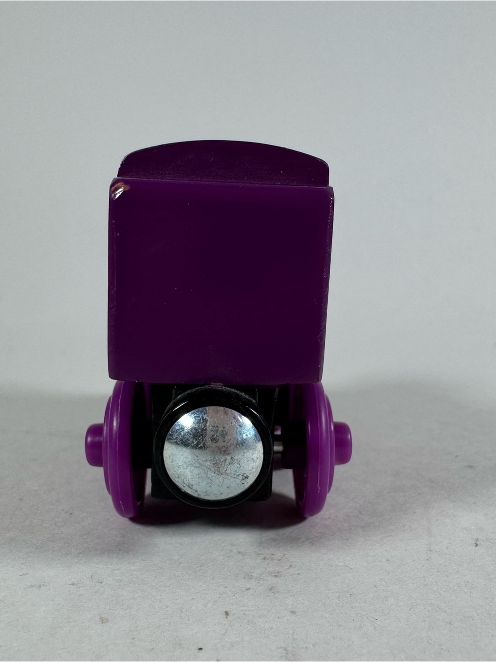 Thomas And Friends Dynamite Ryan Train Car Purple Black Wooden Plastic 3" GGH26 - Picture 6 of 9
